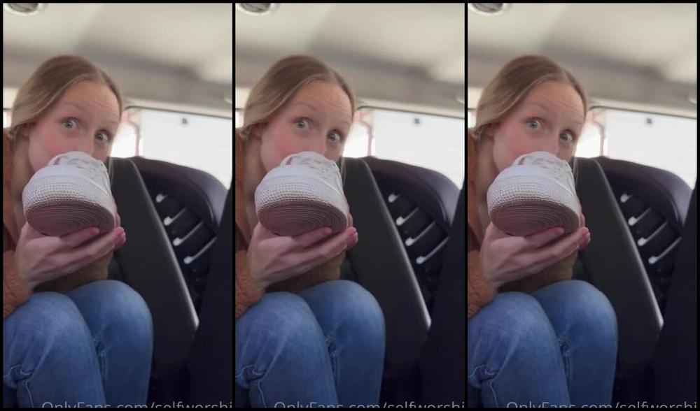 Selfworship Nicknamed Selfworship 03 29 2023 Onlyfans Video In The Car The Neighbors Were Watching
