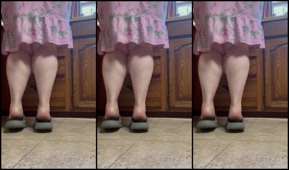 Fattyfeet420 Nicknamed Fattyfeet420 09 12 2023 Onlyfans Video Meaty Feet In Sticky Flip Flops