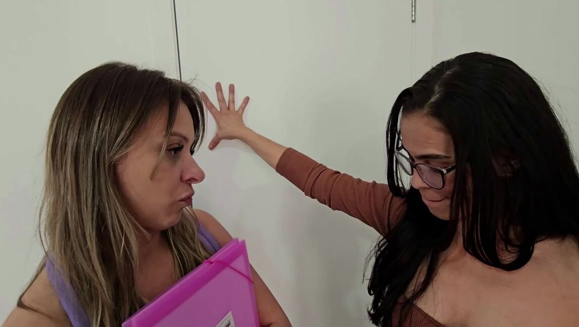 Melissa Ramos Nicknamed Melissafetishfiles 07 31 2025 Onlyfans Video Clip 1Virei Bixete E Estou A Procura De Uma Casa Perto Da Faculdade Para Morar
