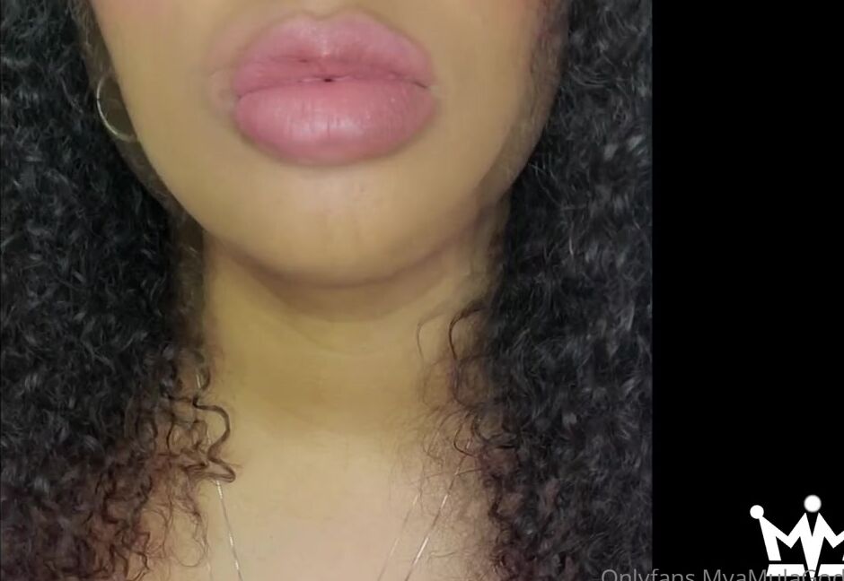 Mya Mula Nicknamed Myamulagoddess Onlyfans Lip Fetish