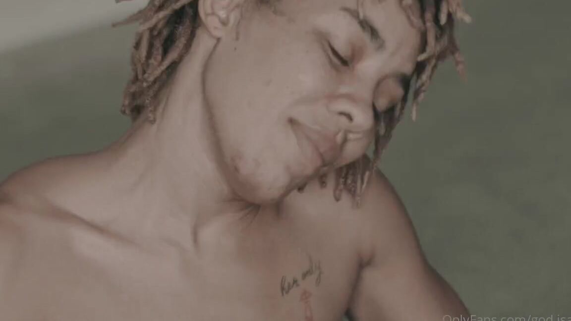 Goddess Adina Nicknamed God Isadina 08 03 2022 Onlyfans Video Some Am