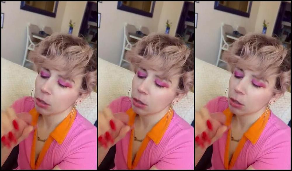 Claw Queen Nicknamed Clawqueen 07 24 2024 Onlyfans Video Taking A Little Week Long Vacation And Thought Id Give You Guys One More Video Of