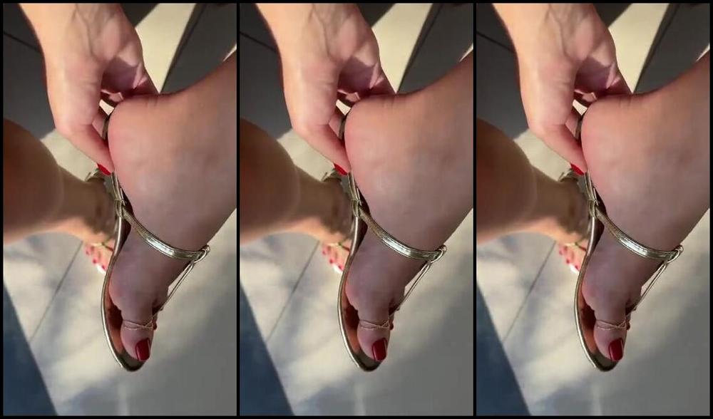 Luna Cherry Nicknamed Lunacherry7 09 04 2024 Onlyfans Video Tira Para Mim E Limpa Meus Dedinhos Com A L Ngua Take It Out For