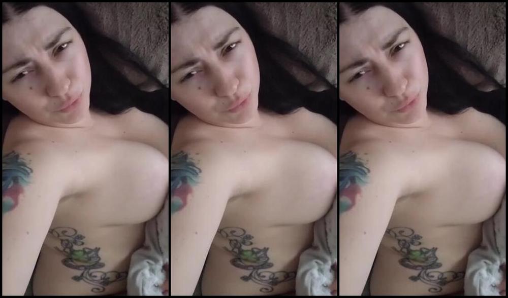 Giantessjulia Nicknamed Kinkydomkitty91 02 12 2025 Onlyfans Video Some Candid Farts In Bed Since I Havent Been Posting As Much