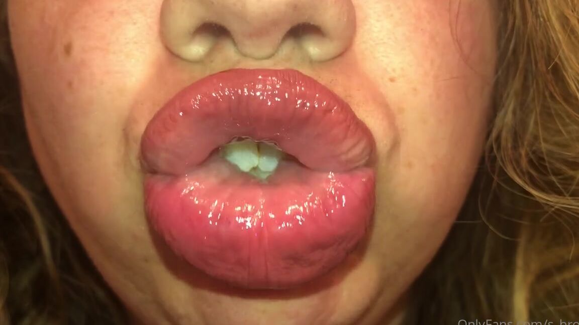 The Lipnotist Nicknamed The Lipnotist 07 21 2020 Onlyfans Video Juicy