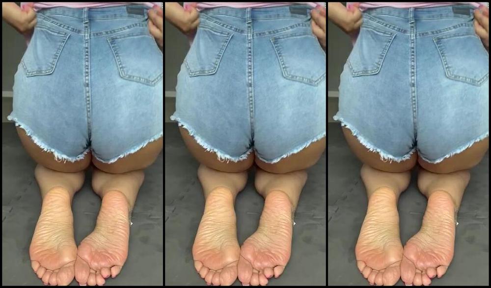 Deedee Nicknamed Deedeericanfeet 07 29 2025 Onlyfans Video Gm As Requested Booty Shorts And Soles