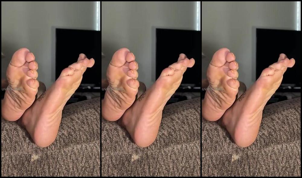 Goddess Rosie Nicknamed Luvmy Feet 05 19 2024 Onlyfans Video Little Crack Here Little Crack There