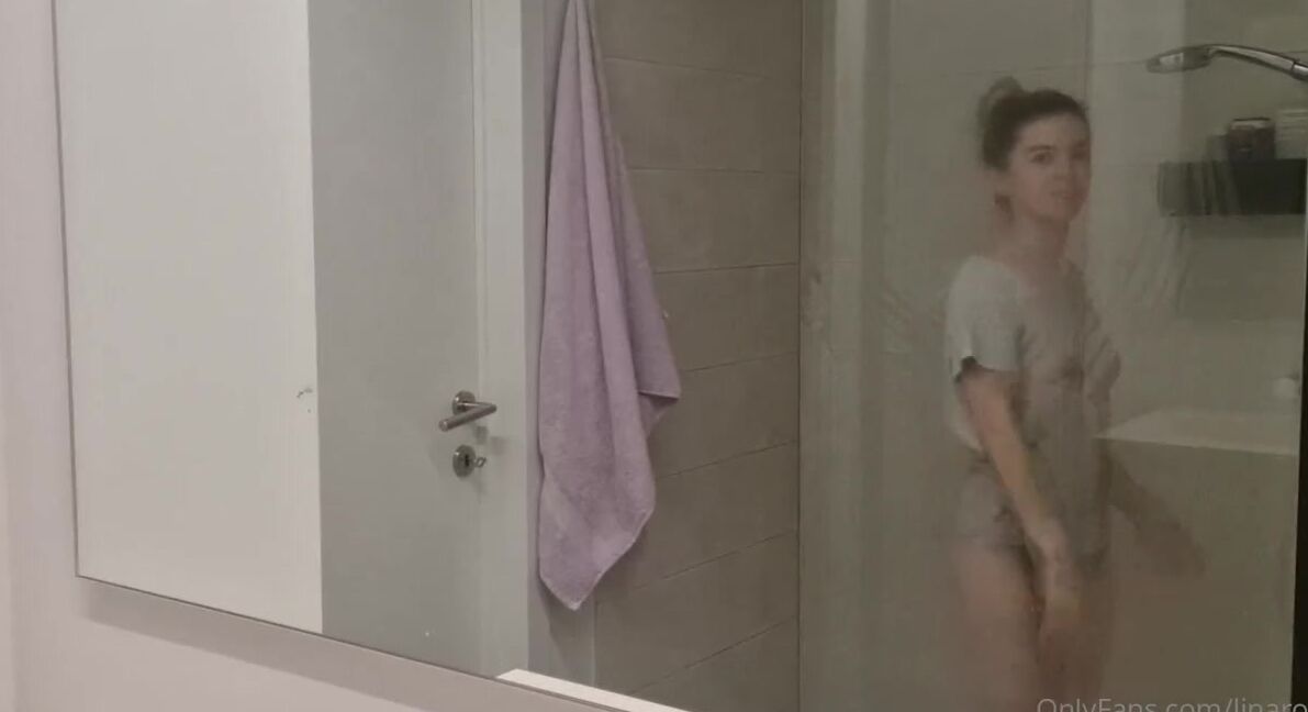 Lina Roselina Nicknamed Linaroselina 04 29 2024 Onlyfans Video Theres No Better Way Than Testing Your New Shower With A White Shirt And To Masturbate