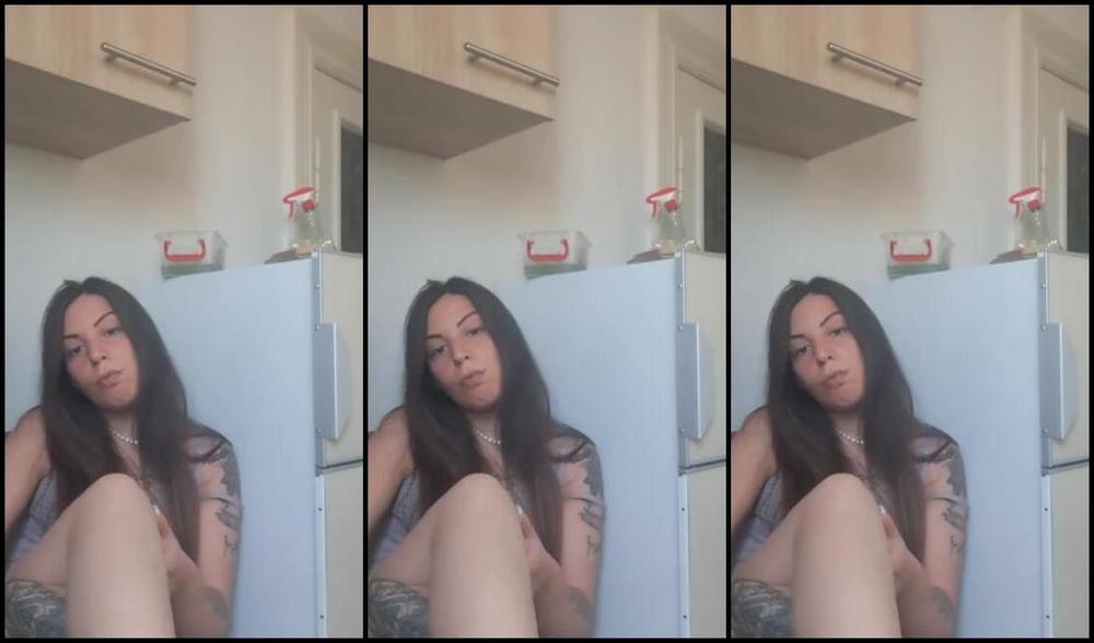 Solotua Nicknamed Sonia1798 06 24 2023 Onlyfans Video Video Muto Tu Guardi E Basta