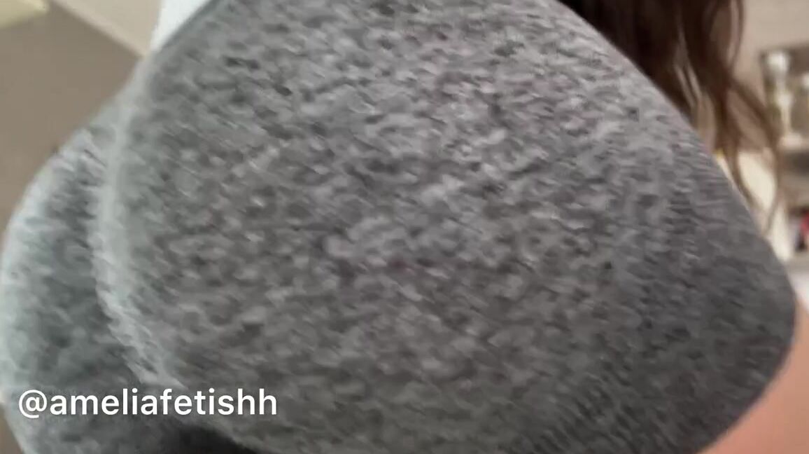 Ameliafetishh Nicknamed Ameliafetishh 04 18 2024 Onlyfans Video For Those Who Love Leggings Some Stinky And Close Up Farts For You To Sniff