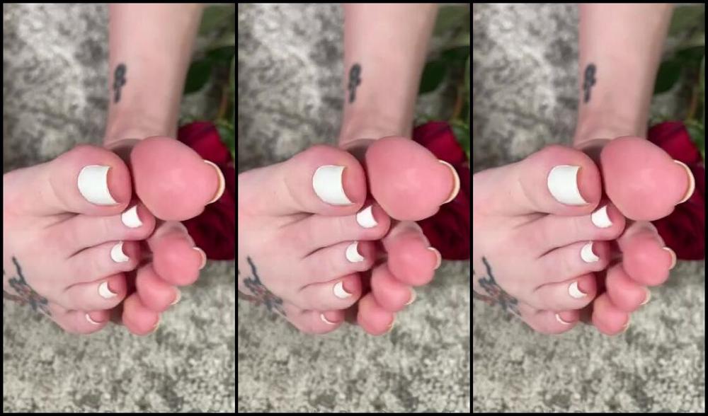 Alice Rose Nicknamed Alicerosequeenoftoes 02 21 2023 Onlyfans Video Imagine Me Teasing You With My Toes Oh Wait I Just Did