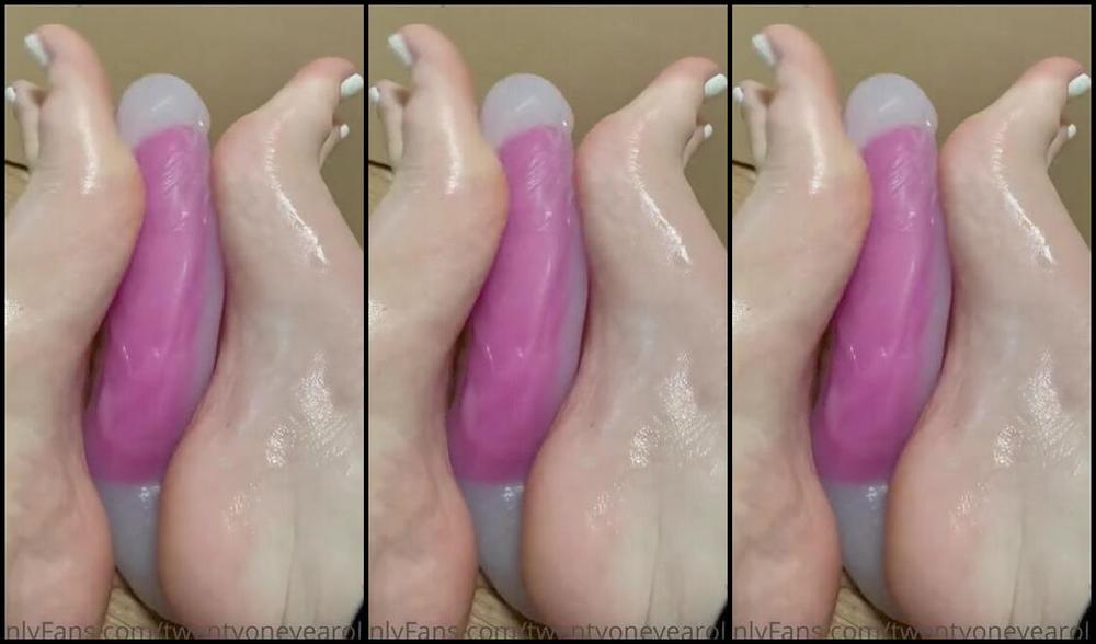 Finebritishfeet Nicknamed Tickletoesuk 03 02 2021 Onlyfans Video How Would You Like To Start The Day With An Oily Feet Fj