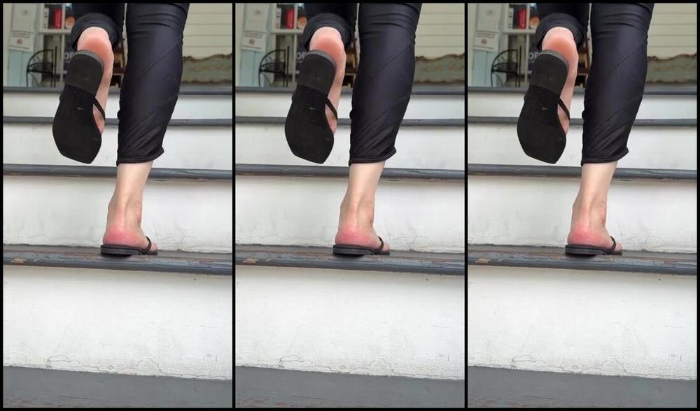 Lilmisdry Nicknamed Lilmisdry Foot Fetish 07 17 2024 Onlyfans Video Heres A Video Of Myself Walking Around In My Wedges And My New Flip Flops