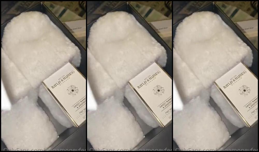 Nanadagodd Nicknamed Nanamoneyfeet Onlyfans Relaxing Watching Sum Funny Shit 12