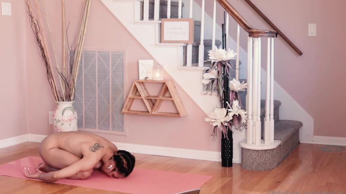 Goddess Adina Nicknamed God Isadina 03 14 2021 Onlyfans Video Happy Self Care Sunday On Sundays We Do Yoga Nude I Am So Excited To Bring