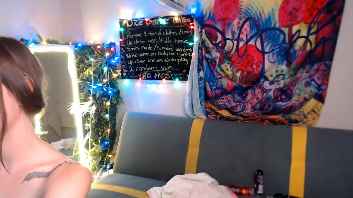 "Princess Lexi" ice fetish, live cams, oil, orgasms, squirt Ice Oil amp Amazing cum Show manyvids