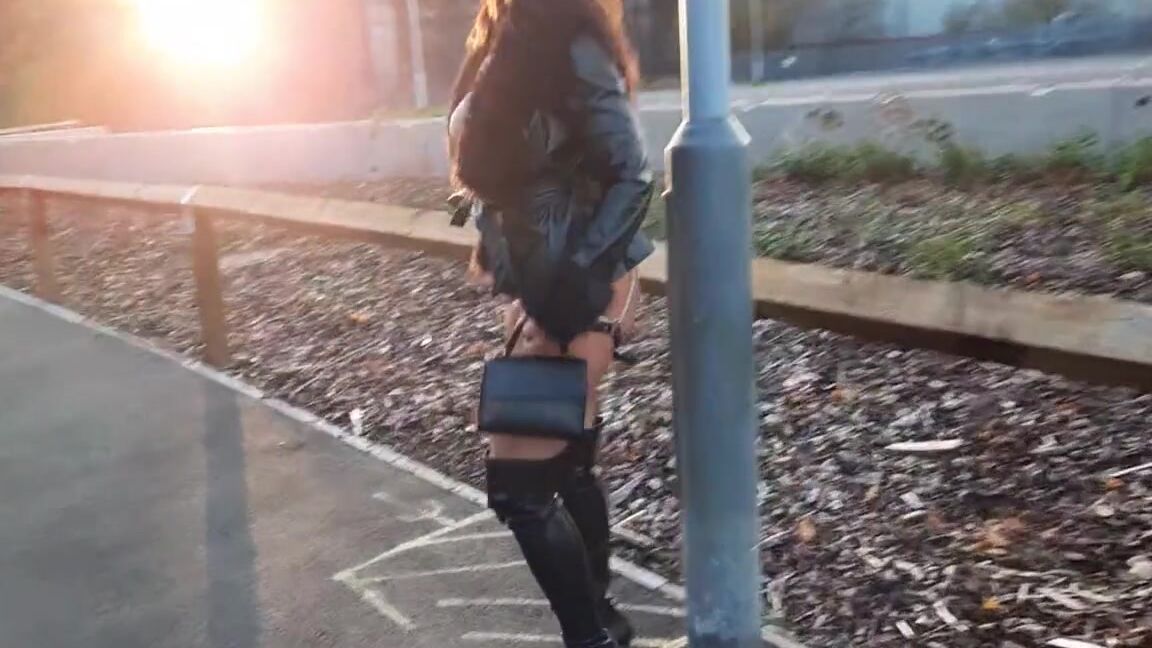 Divastiletto Nicknamed Divastiletto 11 25 2023 Onlyfans Video Sassy Assy Walk