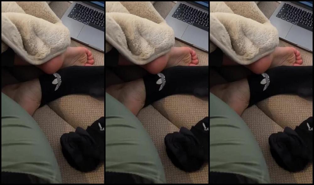 Nofacelou Vip Nicknamed No Face Lou Vip 01 18 2025 Onlyfans Video I Loooove Foot Massages But Actually You Should Be The One Giving Me The Massage