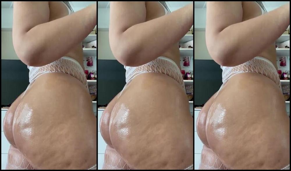 Clappingqueen Nicknamed Clappingqueen 04 08 2024 Onlyfans Video Cute Little Spanks With A Ruler