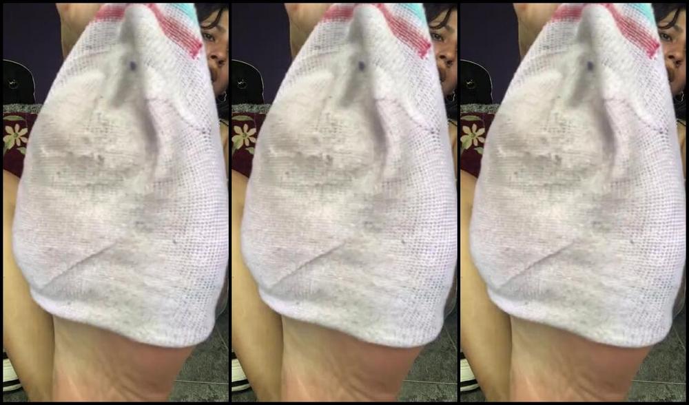 Eva Giladyvip Nicknamed Giladyvip 03 01 2025 Onlyfans Video Only For Stinky And Sweaty Foot Worshipers I Did My Exercise Routine At Home And I