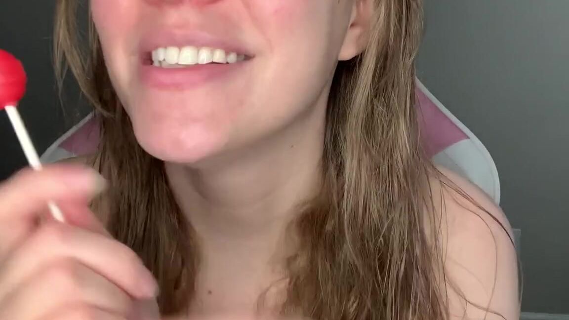 Jennaize Nicknamed Jennaize Onlyfans Lollipop Licks Counting Down From 10