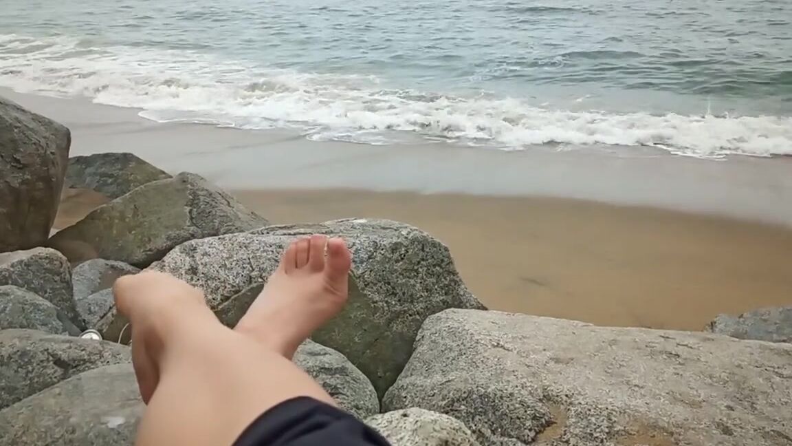 Enchantress Arwyn Nicknamed Mightyarwyn Onlyfans Your Enchantress The Ocean Two Mesmerizers Working Our Magic On You At Once My Feet The Waves L