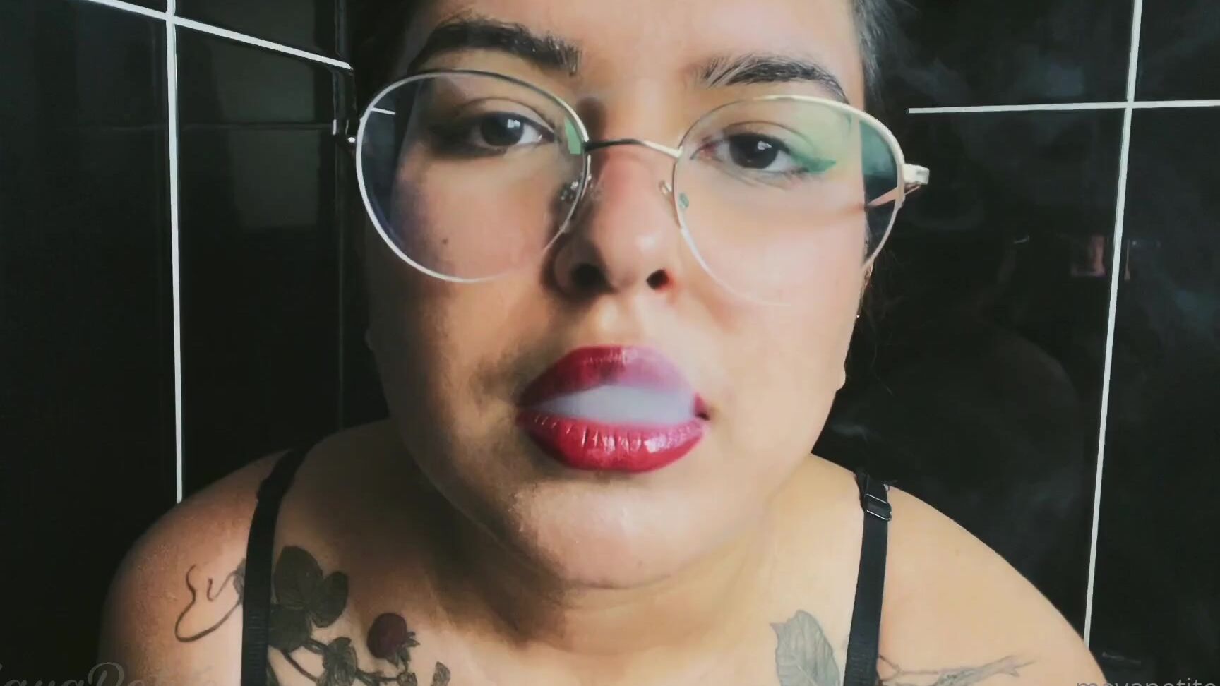 Petite Maya Nicknamed Mayapetite 01 31 2023 Onlyfans Video Who Has A Smoking Fetish 1080P