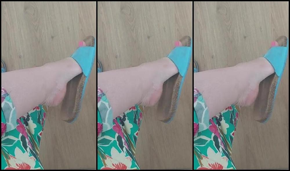 Tinyfairyfeet Nicknamed Tinyfairyfeet 07 08 2023 Onlyfans Video Some Shoe Play Before A Much Needed Pedicure