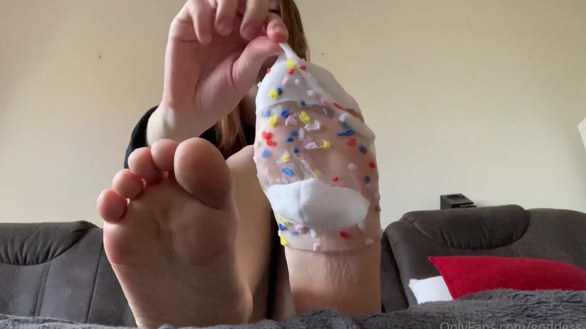 Goddess Anya Nicknamed Goddess Anya 10 11 2021 Onlyfans Video Youre So Tiny Down There