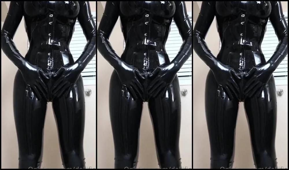 Dollified Nicknamed Dollified Onlyfans Latex Asmr Rubberdoll Пробуждает Сияние Самой Себя И Расстегивает Свою Резиновую Киску C
