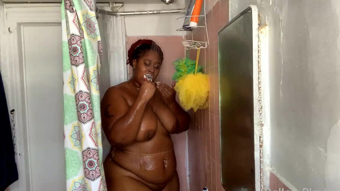 Goddess Dallas Nicknamed Dallasplayhouse 07 18 2020 Onlyfans Video Stream Started At 07182020 0406 Pm Shower Time