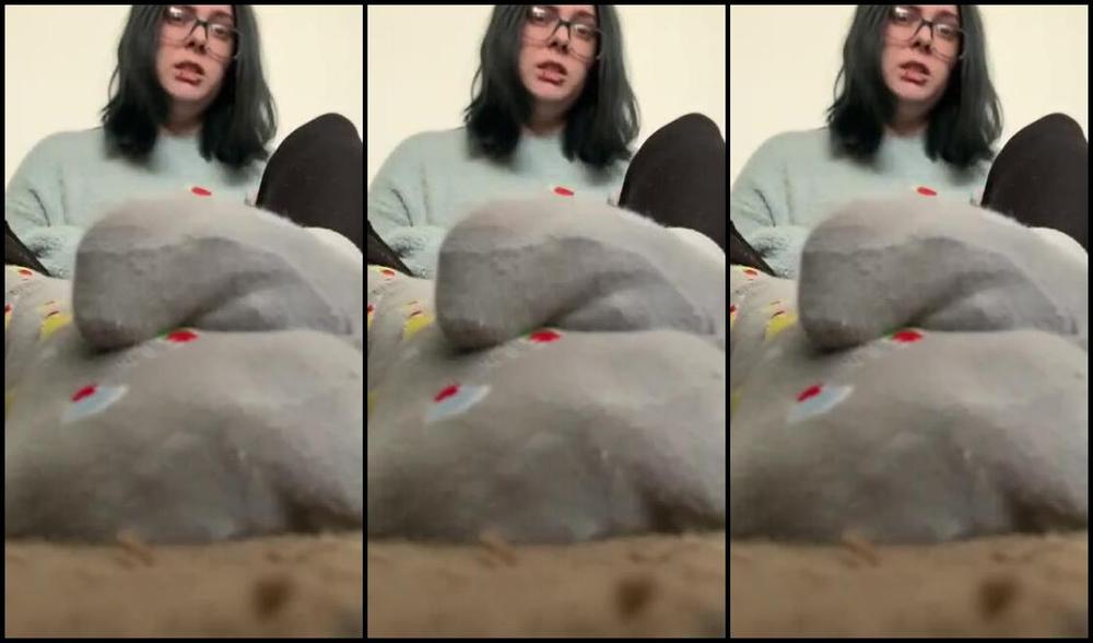 Marci Toes Nicknamed Marcitoes23 12 20 2024 Onlyfans Video I Was In A Bad Mood And Made One Of My Tinies Worship My Armpit And