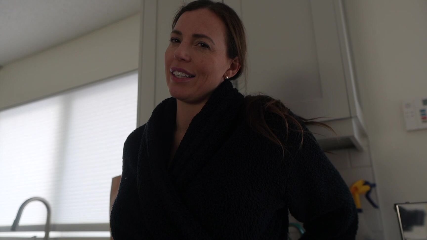 "yogabella" dirtytalking, mommyroleplay, pov, taboo, twins Mistake Mom and Her Twin manyvids