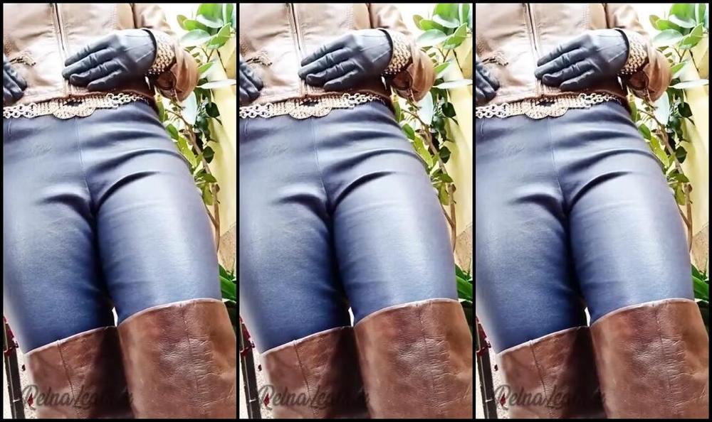 Reina Leather Nicknamed Reinaleather Onlyfans Good Morning People I Like Combining Leather Colors Blue And Brown From My Video That