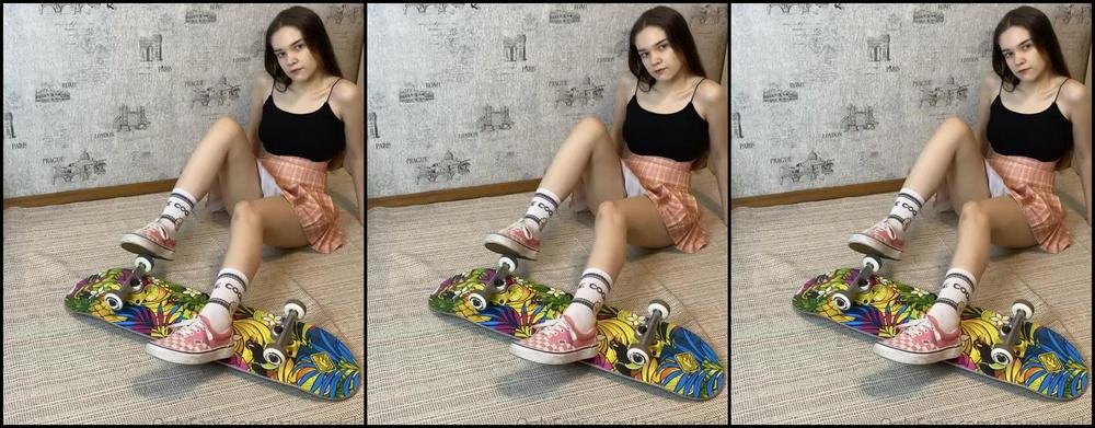 Lazypurpleleaf Nicknamed Lazylittleleaf Onlyfans Pov We Came Home From The Park And Im Trying To Seduce You