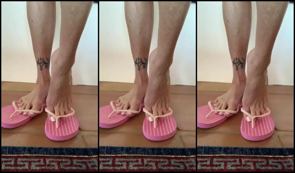 Pre Hensile Nicknamed Prehensile 12 03 2019 Onlyfans Video For Those Who Like Knuckle Cracking And Toe Scrunching