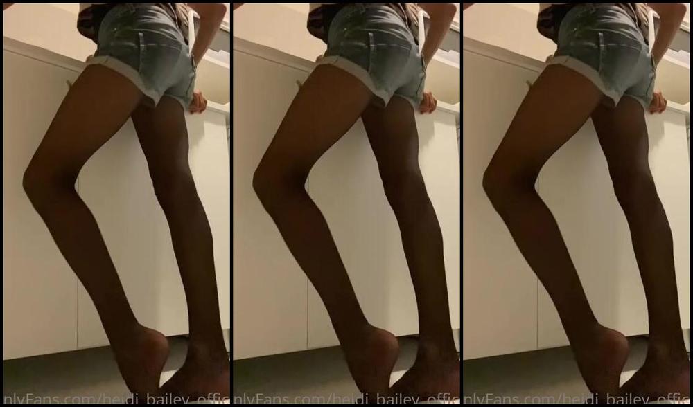 Heidi Bailey Official Nicknamed Heidi Bailey Official 07 10 2021 Onlyfans Video Who Wants A Midnight Snacksomething Different Tonight