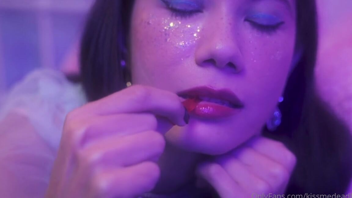 Kissmedeadlydoll Nicknamed Kissmedeadlydoll 07 13 2022 Onlyfans Video Its Preview Time