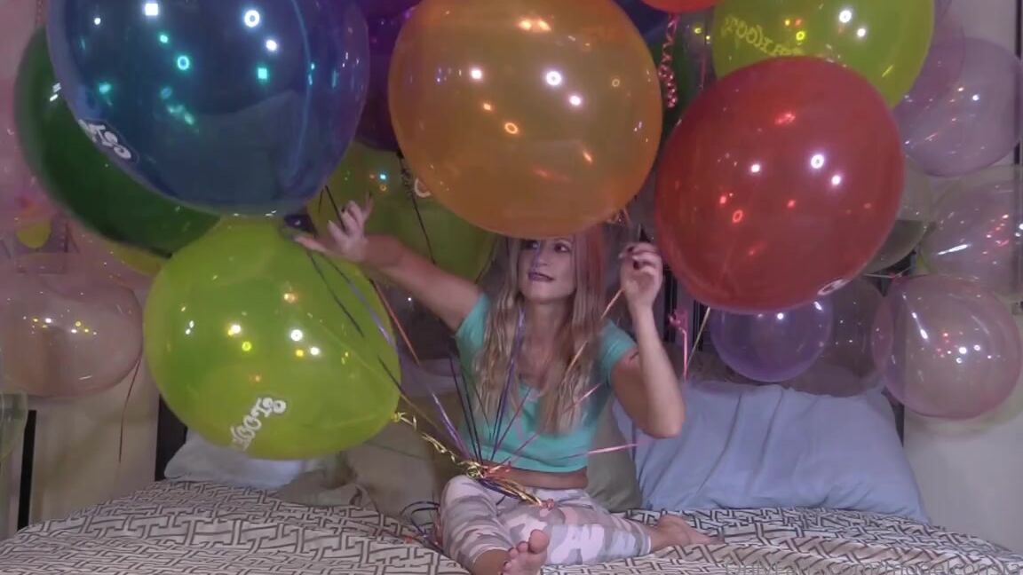 Constance Nicknamed Modelconstance1 26 01 2021 Onlyfans Video Exclusive Video Onlyfans Balloons Heliumballoons Balloonpo