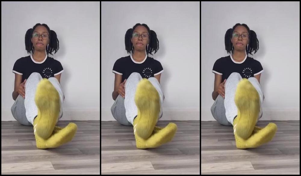 Ceceprincesstoes Nicknamed Cecesprincesstoes 11 18 2023 Onlyfans Video Your Bratty Roommate Made You Clean The House In Order To Be Able To Sniff Her