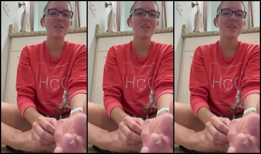 Alice Rose Nicknamed Alicerosequeenoftoes 11 19 2023 Onlyfans Video I Just Wanted To Say Hi I Hope Youve Been Enjoying Your Weekend If You