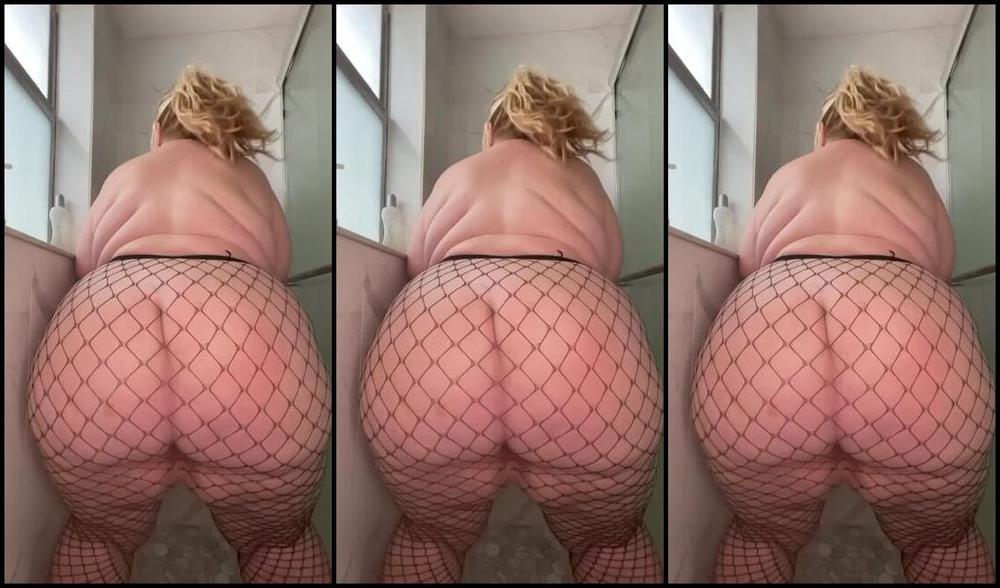 Miss Pink Plush Nicknamed Misspinkplush 11 28 2023 Onlyfans Video Can I Do This On Your Face Next Time