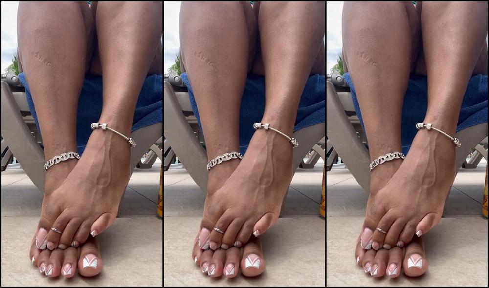 Mytoptiertoes Nicknamed Mytoptiertoes 06 11 2024 Onlyfans Video Pool Party Peep Show