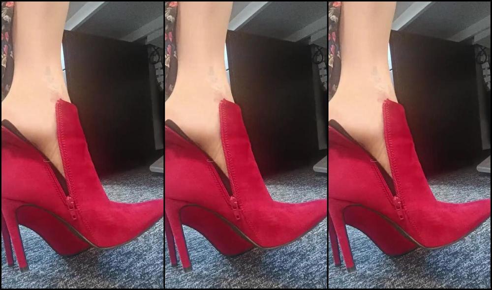 Onlybluefeet Nicknamed Onlybluefeet 04 05 2023 Onlyfans Video Classe E Feet