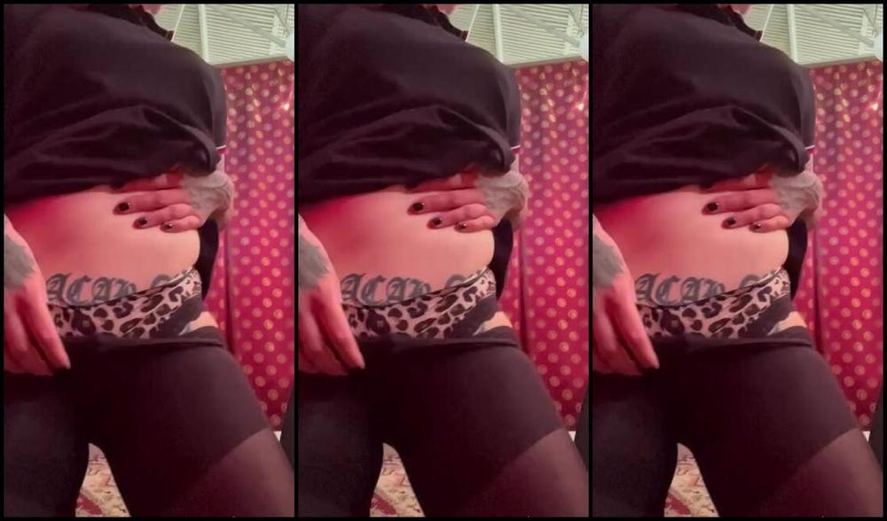 Ruby Riots Nicknamed Rubyriots 04 26 2023 Onlyfans Video Skin Byrd Tease Because I Look Hot As Fuck In A Fred Perry And Doc Martens