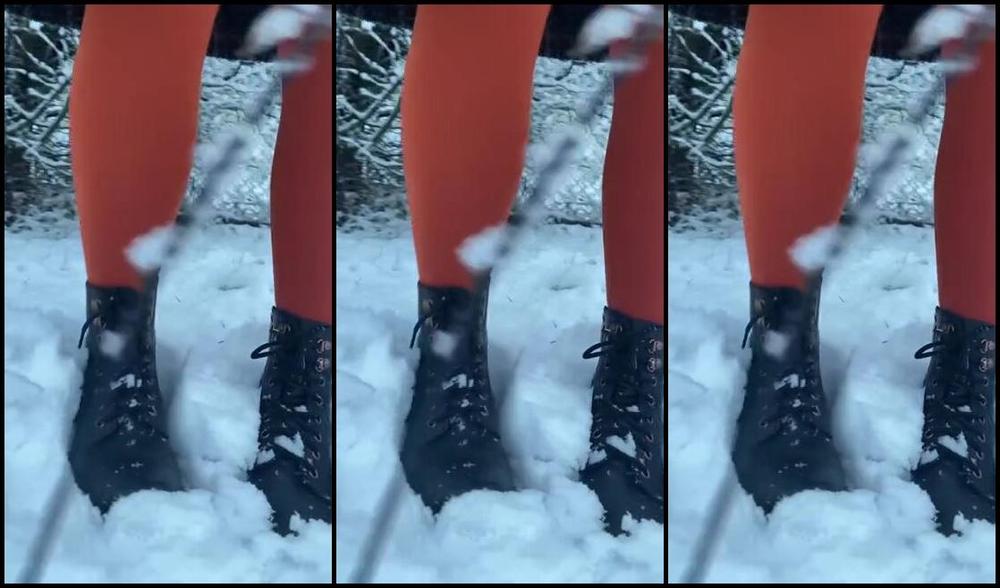 Harisnyas Csaj Nicknamed Harisnyas Csaj 11 22 2024 Onlyfans Video Dear Diary So Excited For The First Snow Of The Season I Rushed Outside After Waking Up