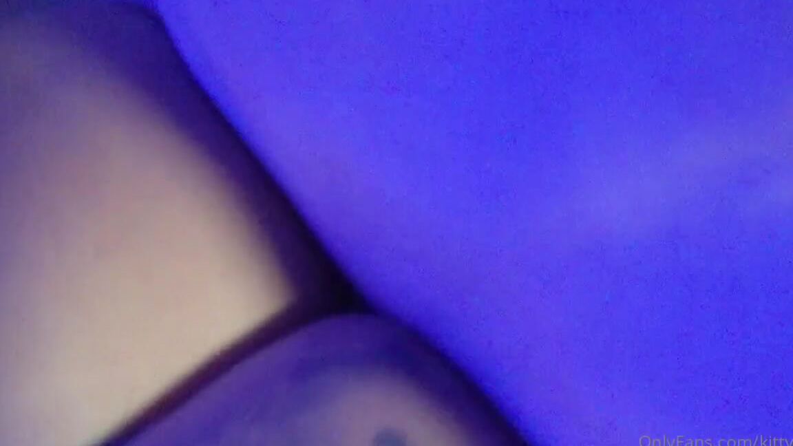 Kitty Core Nicknamed Kittycore 11 06 2023 Onlyfans Video Someones At The Door