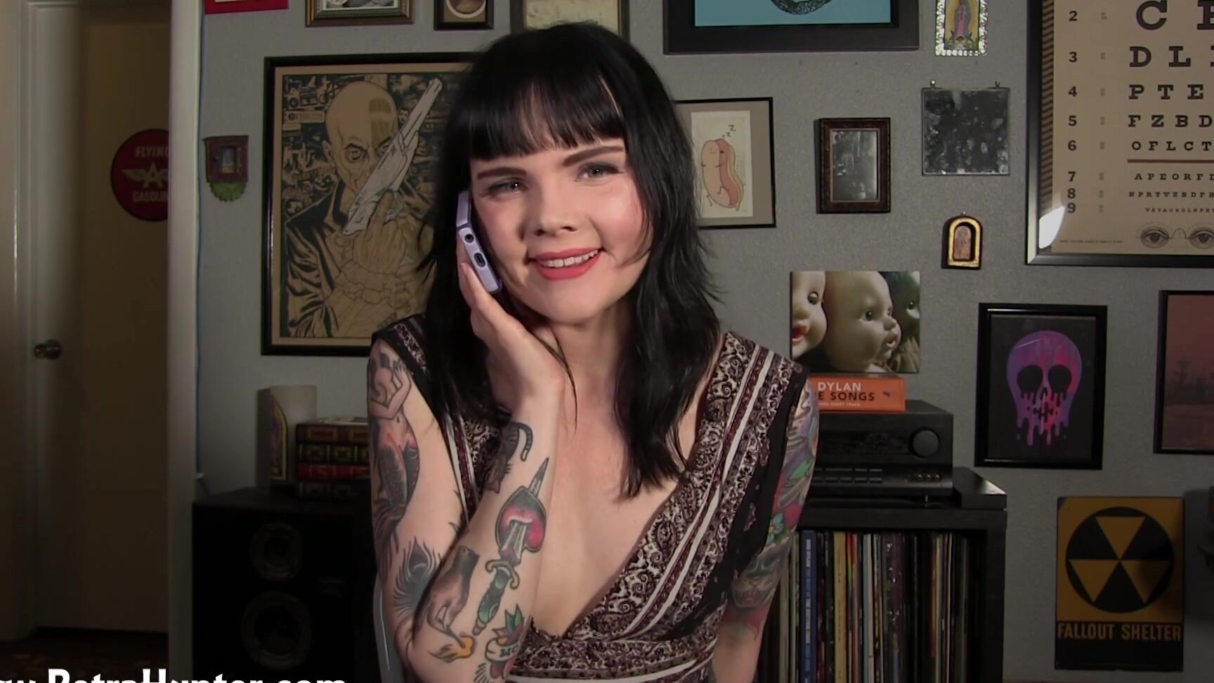 Calling My Boyfriend MistressPetraHunter December 30, 2017 Manyvids