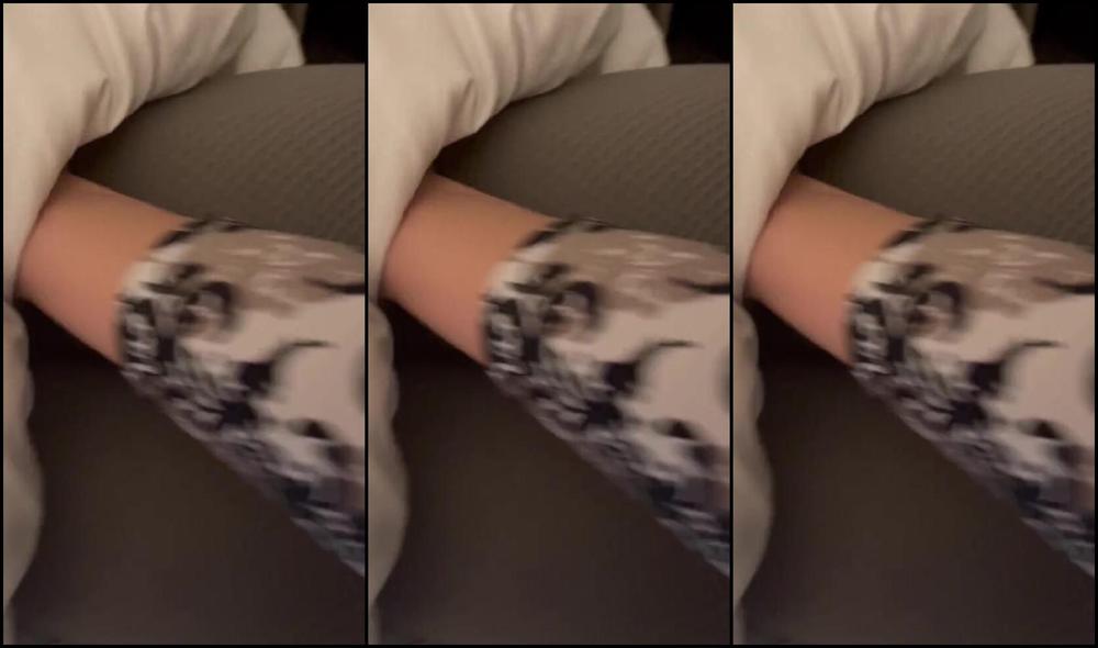 Heavenly Xperience Nicknamed Heavenlyxperience 12 09 2023 Onlyfans Video Goddessmonica00W Is In My Bed What Should I Do To Her