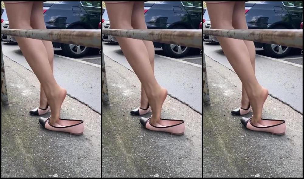 Harisnyas Csaj Nicknamed Harisnyas Csaj 08 17 2024 Onlyfans Video Shoe Play In Ballet Flats And Some Upskirt Shots On The Street While Wearing Nude